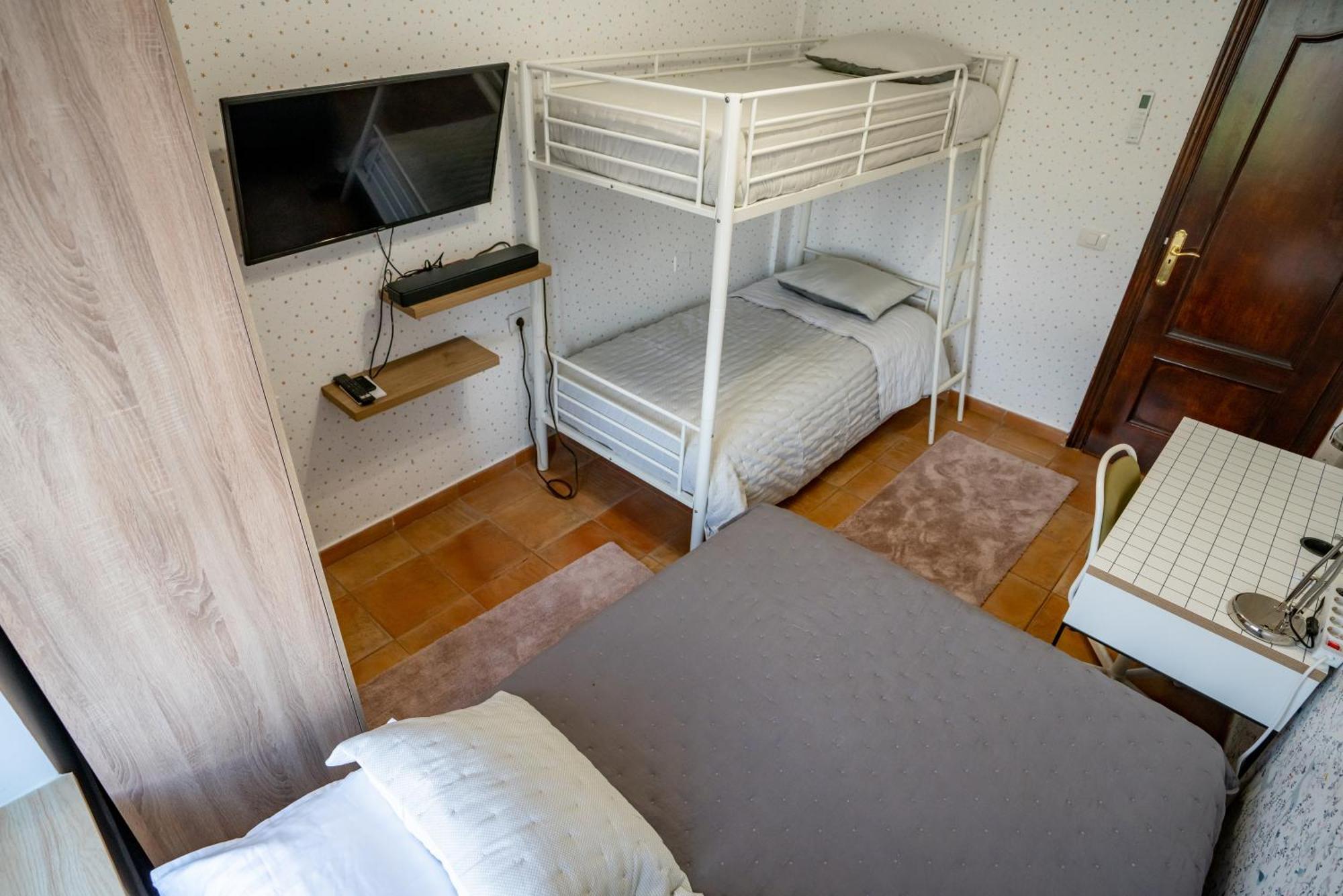 Casa Julio - Alcala Complete Coastal Retreat - Entire Apartment - 3 Min Walk From The Ocean - Shared Entrance With Host Zewnętrze zdjęcie